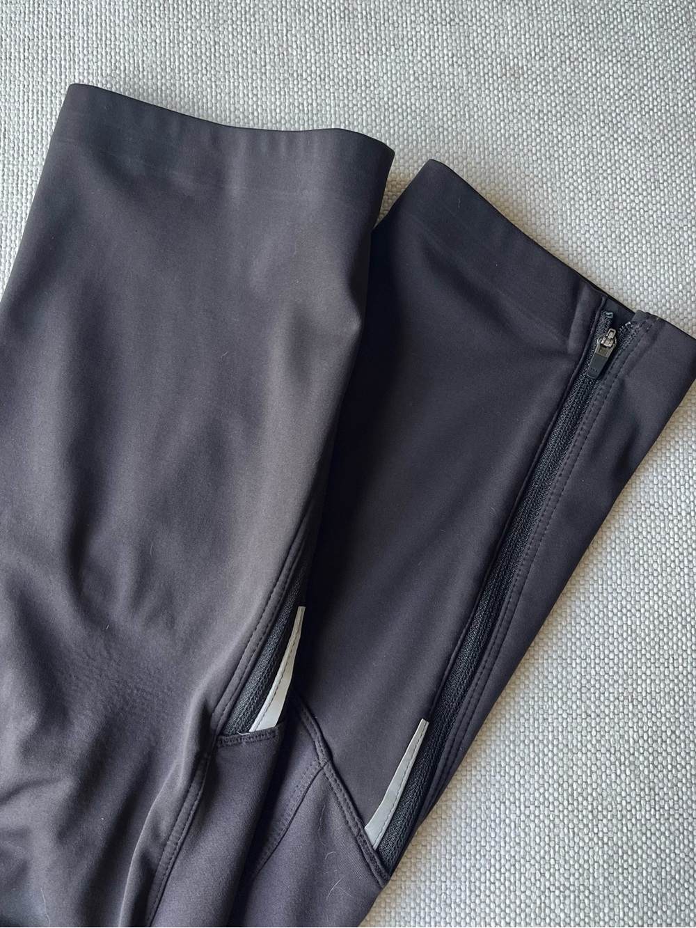 Patagonia Women’s Wind Shield Pants - Picture 5 of 5